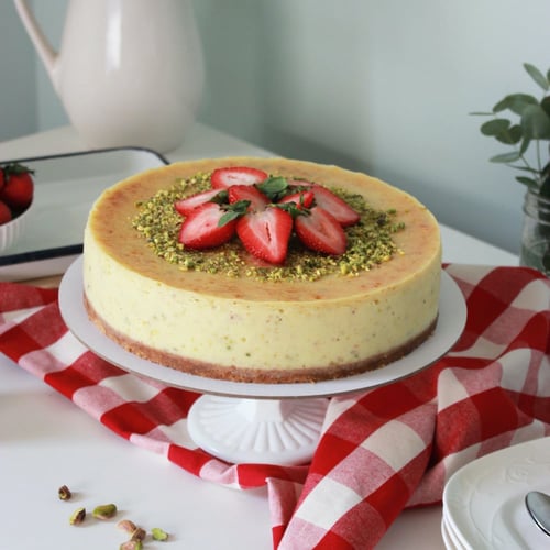 تشيزكيك الفستق الحلبي