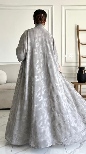 عباية جاكار قصة عادية ستريت