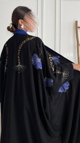 عباية كريب سبشل رسم يدوي وشك يدوي قصة بشت