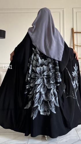 عباية كريب سبشل رسم وشك يدوي قصة بشت