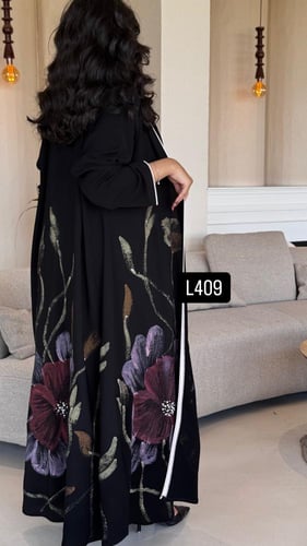 عباية كريب سبشل رسم يدوي وشك يدوي قصة عادية ستريت