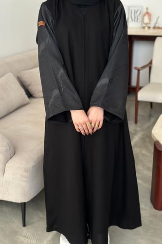 عباية جاكار