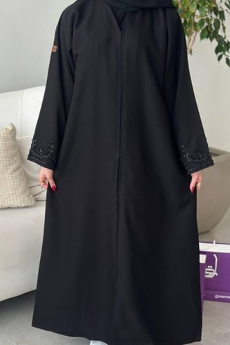 عباية شك أسود