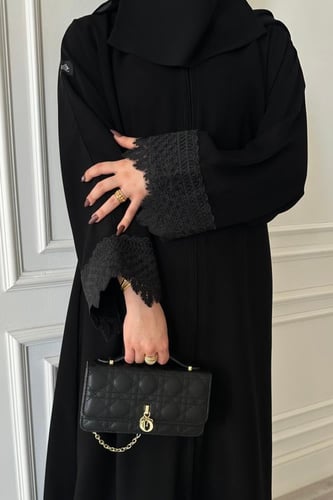 عباية الهنوف