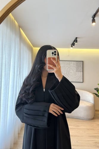 عباية كتان باكمام كسرات