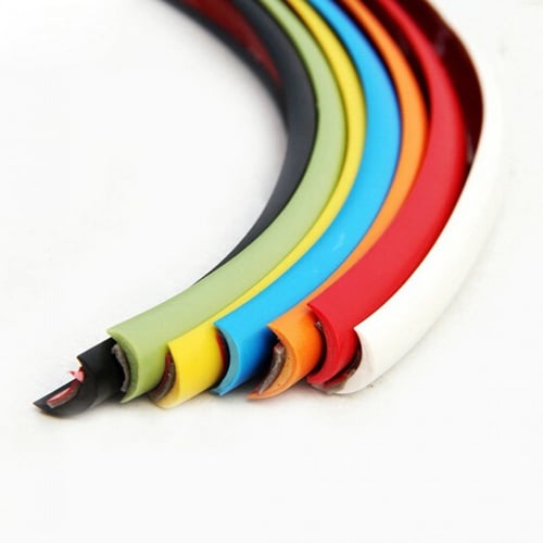 شريط زينة خارجي لكفرات السيارات