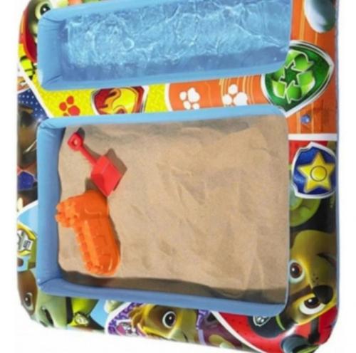 European sand and water mat