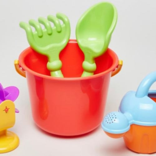 دلو رمل +أدوات