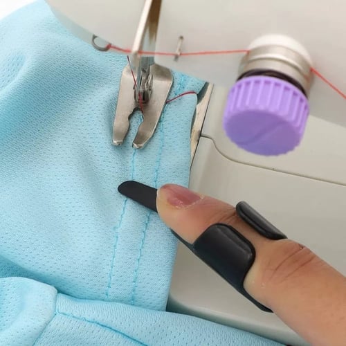 اصبع بلاستيك للحمايه من دواسه الماكينه