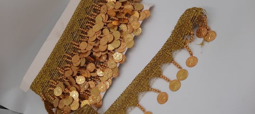 كلف جنيهات ذهبي