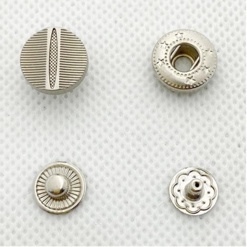 زراير طقطق معدن 8 قطع