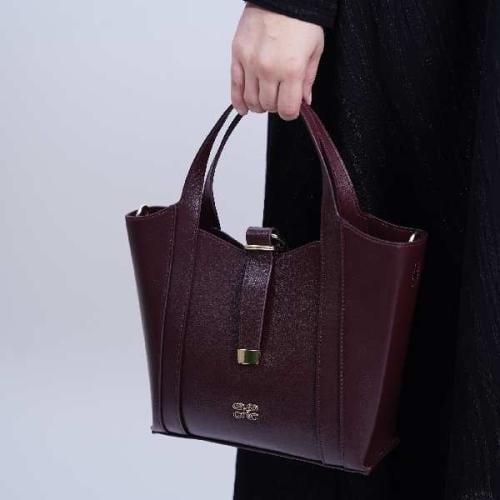 شنطة بهيرة جلد طبيعي حجم وسط