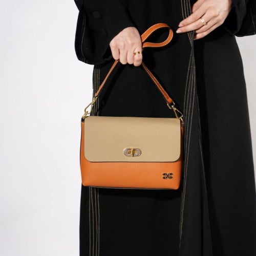 شنطة صغيره بهيرة جلد طبيعي