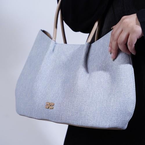 شنطة بهيرة وسط مع محفظة