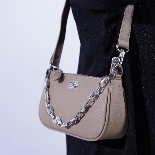 شنطة بهيرة جلد طبيعي بني فاتح – حجم صغير