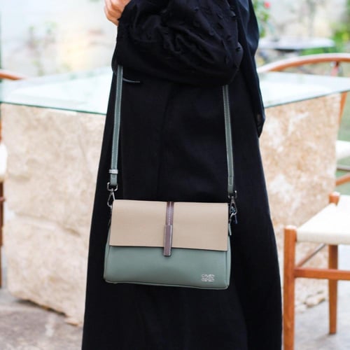 شنطة بهيرة حجم وسط جلد طبيعي