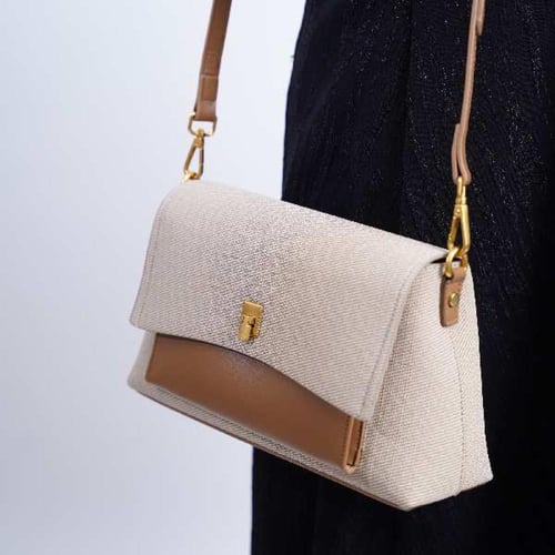 شنطة بهيرة حجم وسط