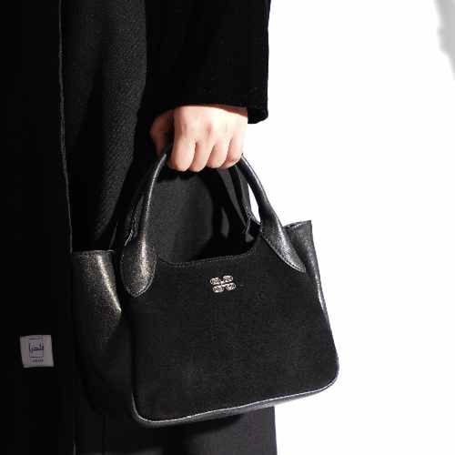 شنطة بهيرة جلد طبيعي حجم وسط