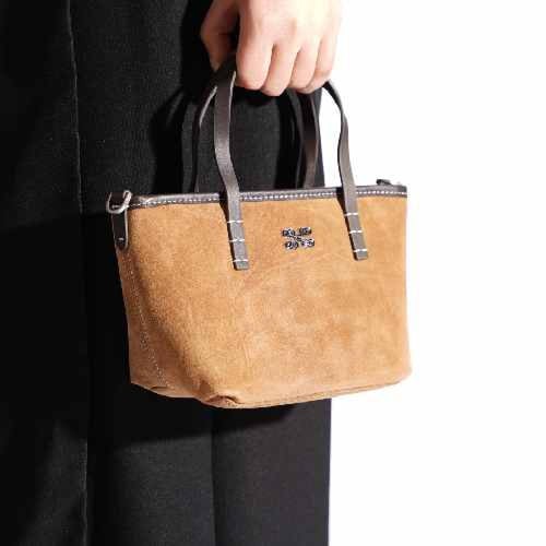 شنطة بهيرة جلد طبيعي حجم وسط