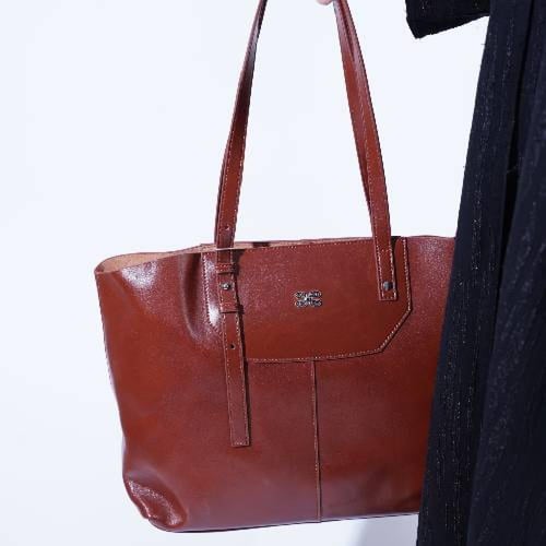 شنطة جلد طبيعي حجم كبير