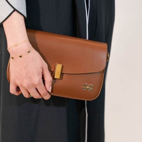 شنطة صغيره بهيرة جلد طبيعي