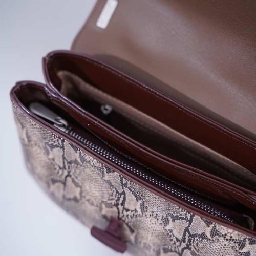 شنطة بهيرة حجم وسط