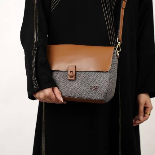 شنطة حجم وسط