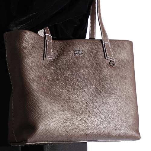 شنطة بهيرة جلد طبيعي