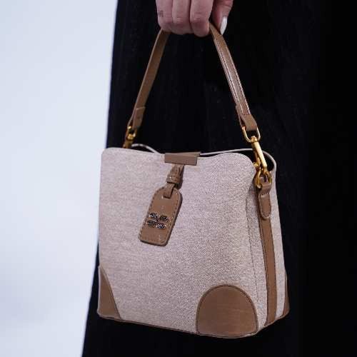 شنطه بهيرة قماش الحجم وسط