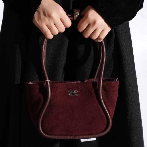 شنطة بهيرة جلد طبيعي حجم وسط