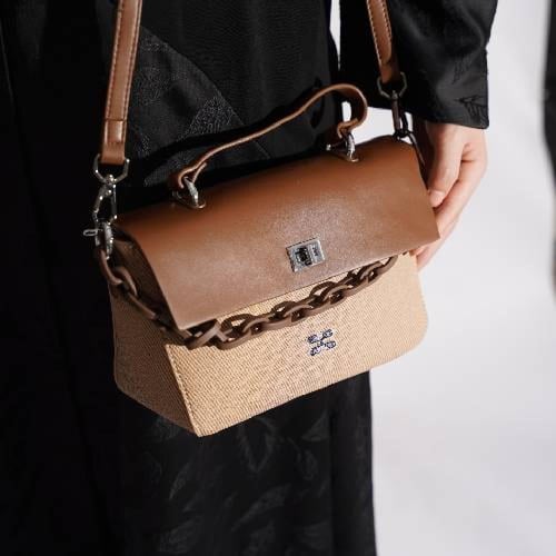 شنطة بهيرة حجم وسط