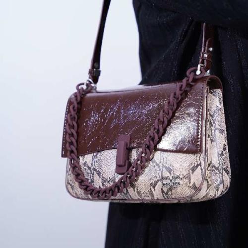 شنطة بهيرة حجم وسط