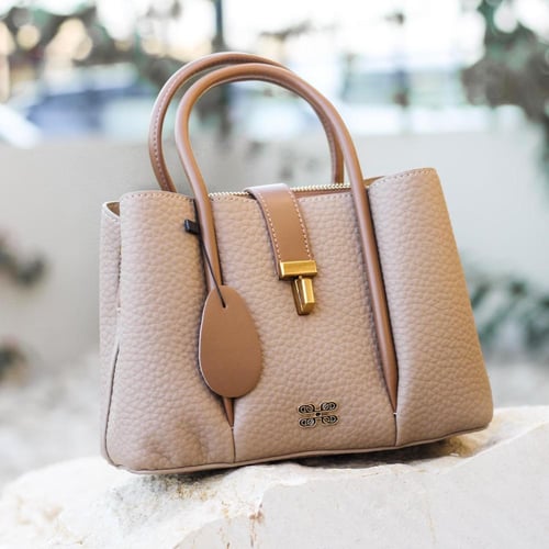 شنطة بهيرة حجم وسط