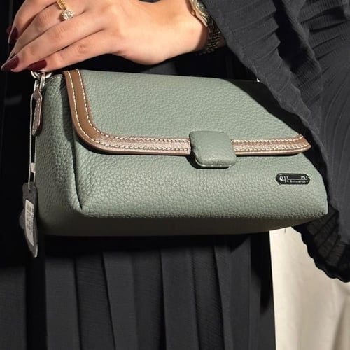 شنطة بهيرة وسط جلد طبيعي مع سير طويل وقصير