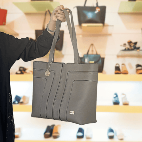 شنطة كبيرة كلاسيك نسائية جلد طبيعي