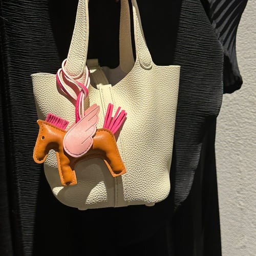 شنطة بهيرة حجم صغير جلد طبيعي