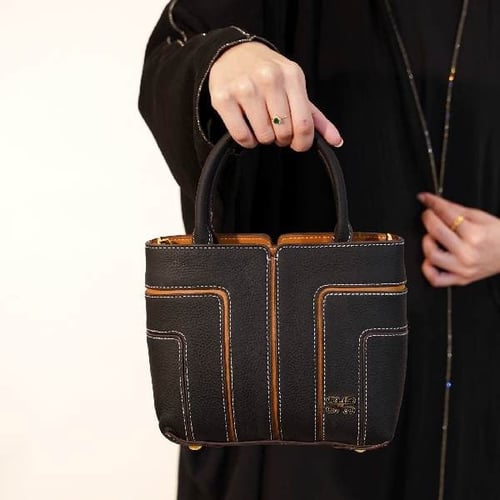 شنطه بهيرة جلد حجم وسط