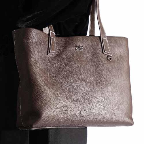 شنطة بهيرة جلد طبيعي