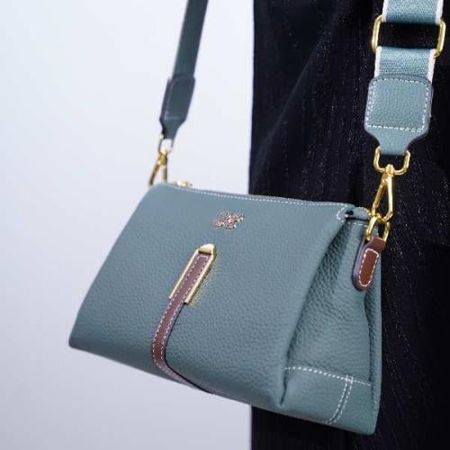 شنطة بهيرة جلد طبيعي حجم وسط