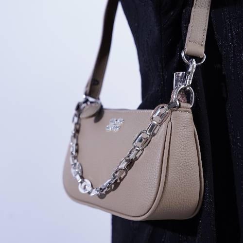 شنطة بهيرة جلد طبيعي بني فاتح – حجم صغير