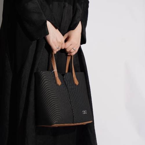 شنطة بهيرة حجم وسط