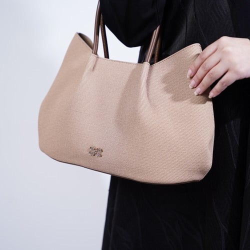 شنطة بهيرة وسط مع محفظة