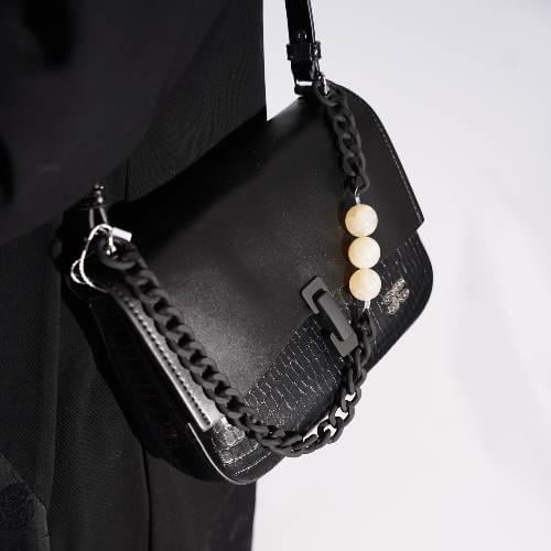 شنطة بهيرة حجم وسط