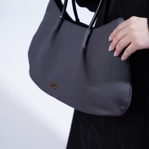 شنطة بهيرة وسط مع محفظة