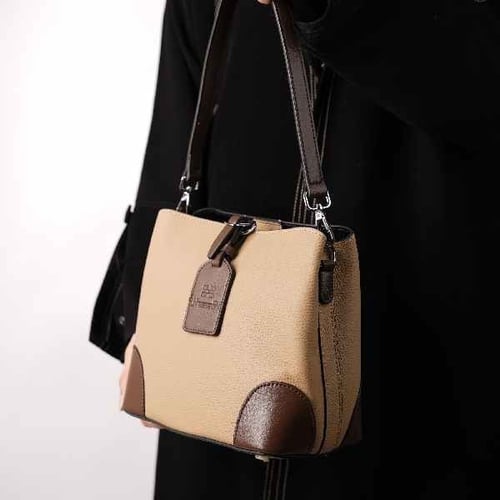 شنطة بهيرة جلد طبيعي