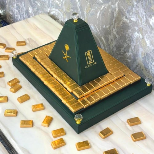 شوكولاتة بلجيكية فاخرة (هرمية خضراء سبايك ذهبية)