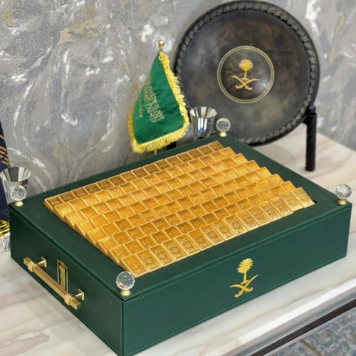 تقديمية شوكولاتة فاخرة خضراء على شكل سبايك ذهب