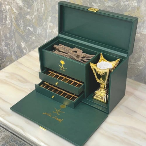 الهدية المميزة (شوكولاتة بلجيكية - عود - مبخرة ملك...