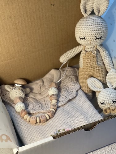 بوكس مكون من 4 منتجات