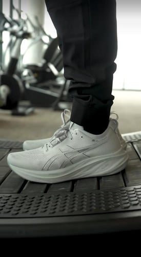 ASICS GEL-NIMBUS 26 CONCRETE PURE SILVER